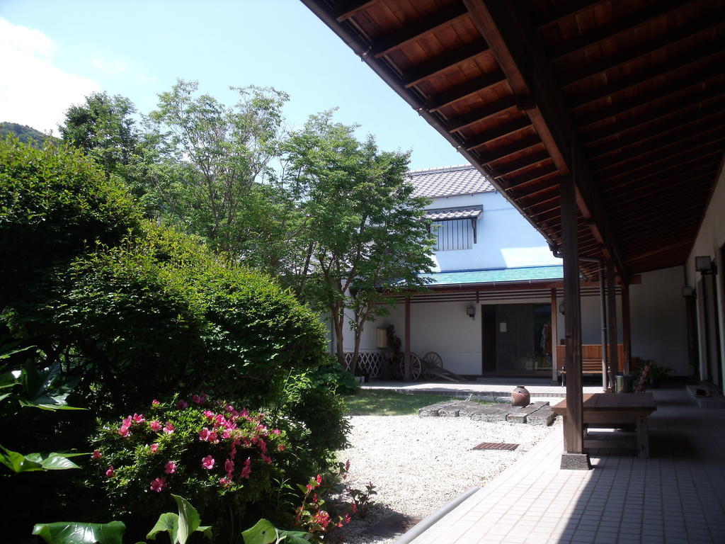 御宿しんしま Matsuzaki  Bagian luar foto